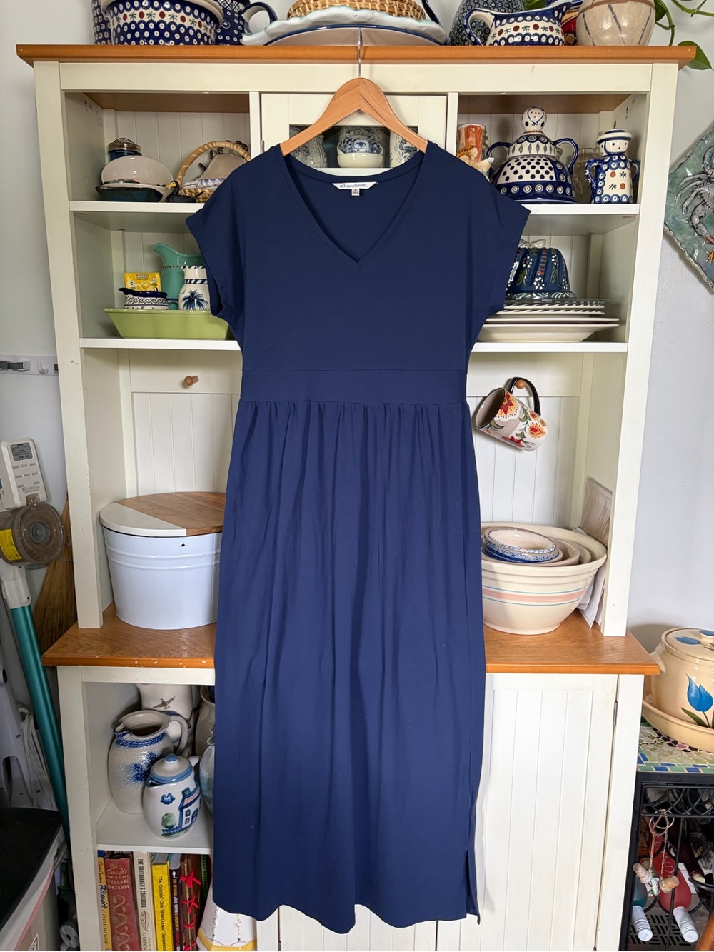 TravelSmith Dress Sz M Navy Blue V-neck Maxi Dress